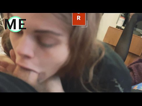❤️ Bo'g'iz bo'shlig'i, yirtilgan külotlu çoraplar va yirtilgan poshnalar bilan tanishish yoqimli Super pornoda pornoda uz.oldsex.ru ❌️